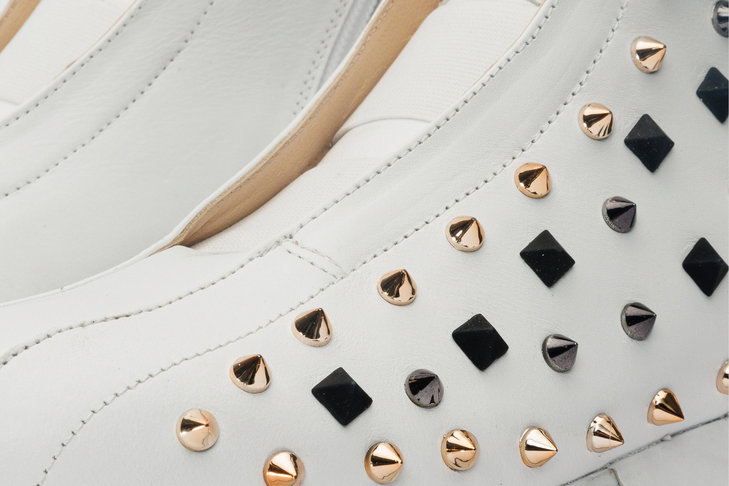 The Infanta High-Top White Spike Leather Sneaker Limited Edition Universal Fit